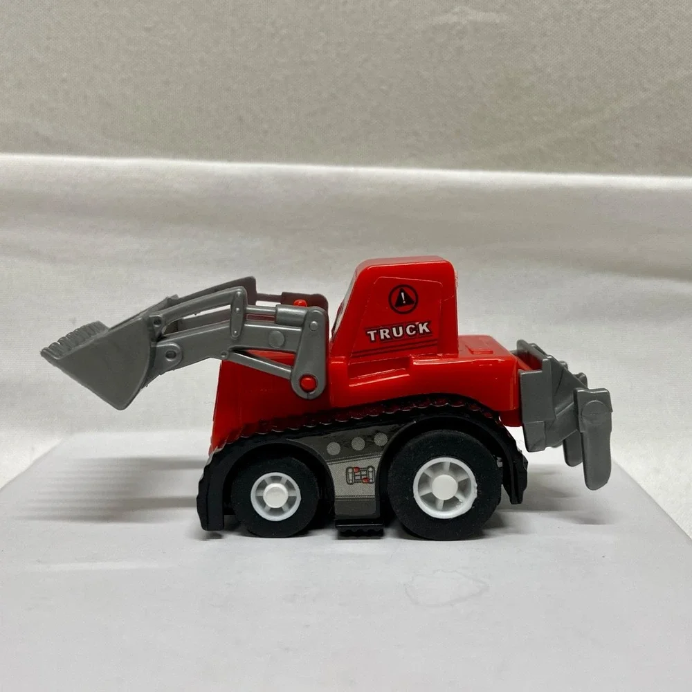 Bulldozer Truck Kids Toy Pullback Play Action Rubber Tires Construction Vehicle